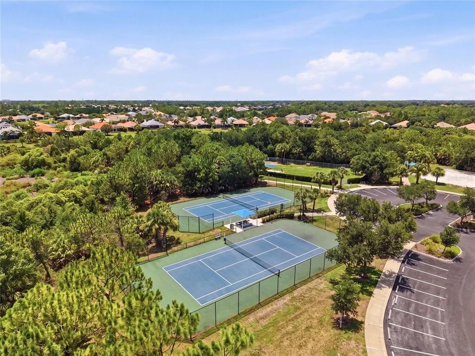En Venta: $960,000 (3 camas, 3 baños, 2563 Pies cuadrados)