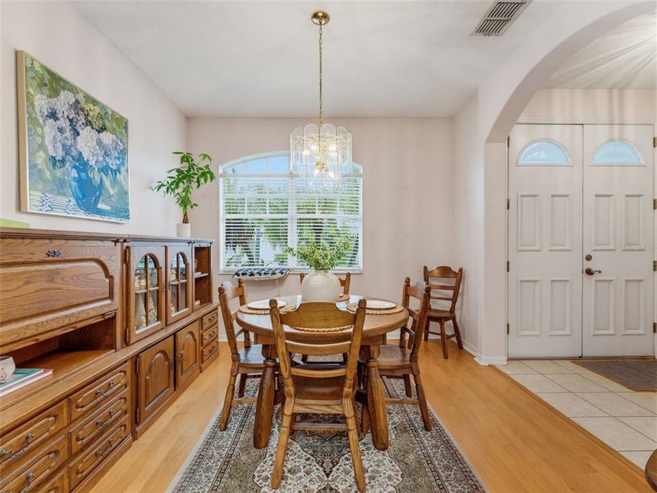 Active With Contract: $484,900 (3 beds, 2 baths, 1740 Square Feet)