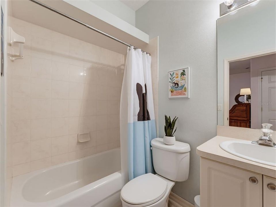 Active With Contract: $484,900 (3 beds, 2 baths, 1740 Square Feet)