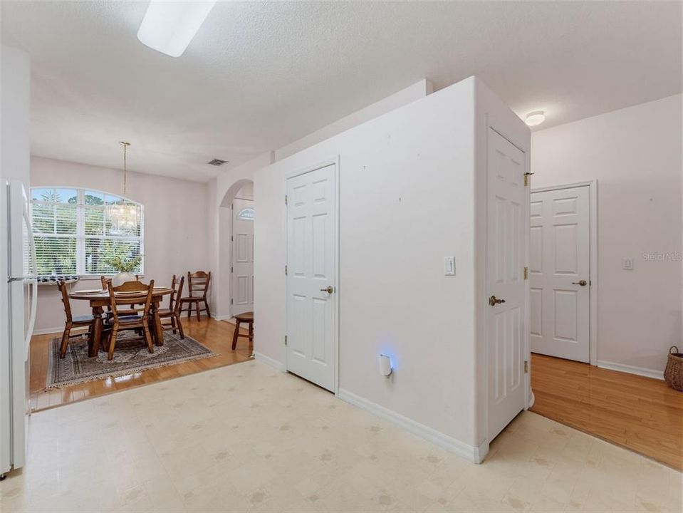 Active With Contract: $484,900 (3 beds, 2 baths, 1740 Square Feet)