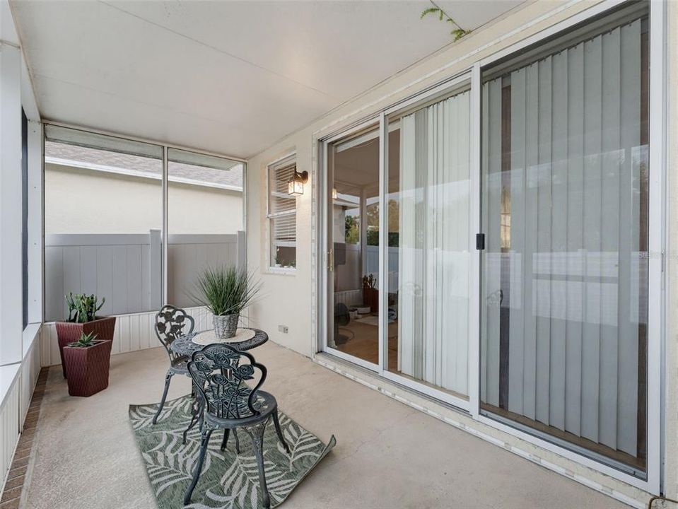Active With Contract: $484,900 (3 beds, 2 baths, 1740 Square Feet)