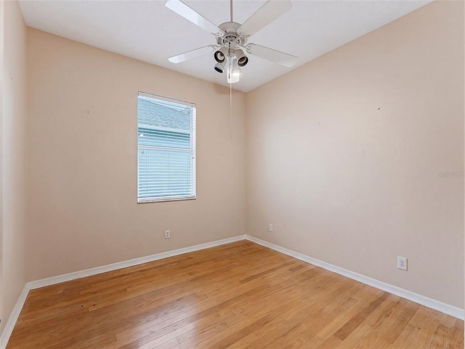Active With Contract: $484,900 (3 beds, 2 baths, 1740 Square Feet)