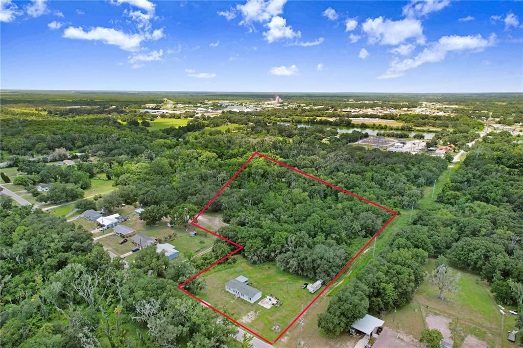 На продажу: $335,000 (4 спален, 2 ванн, 1584 Квадратных фут)