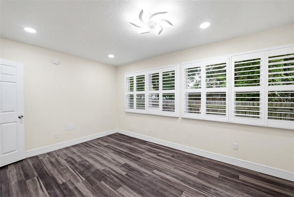 For Sale: $430,000 (4 beds, 2 baths, 1680 Square Feet)