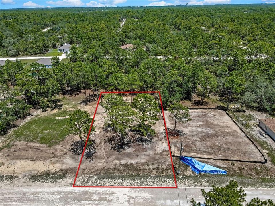 На продажу: $53,000 (0.46 acres)