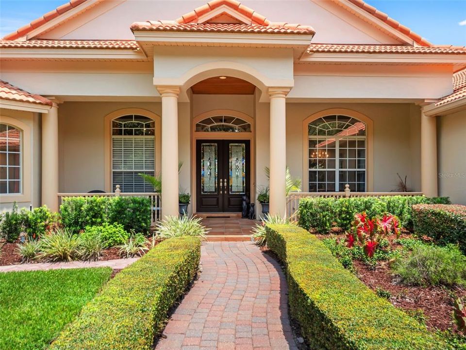 For Sale: $1,350,000 (5 beds, 3 baths, 4289 Square Feet)