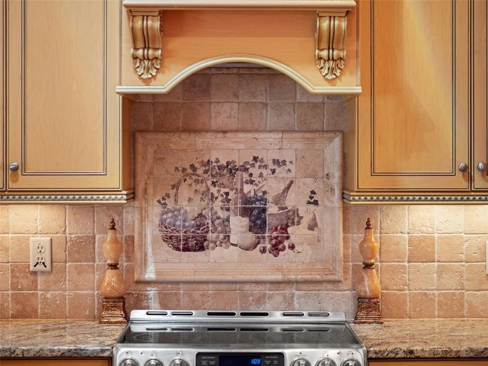 For Sale: $1,350,000 (5 beds, 3 baths, 4289 Square Feet)