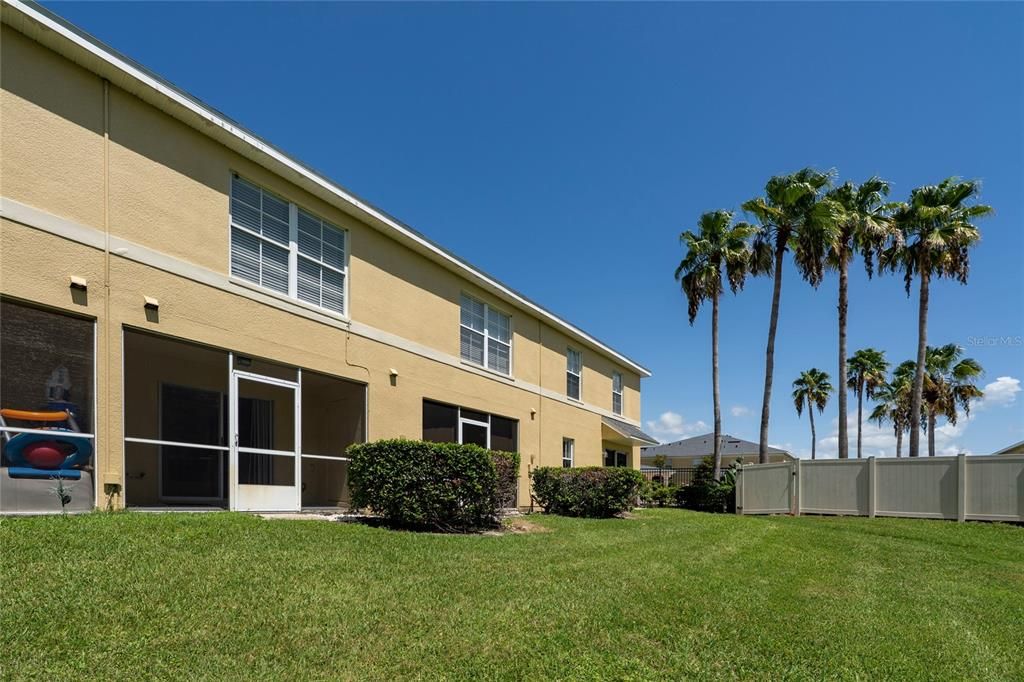 For Sale: $185,000 (2 beds, 2 baths, 1496 Square Feet)