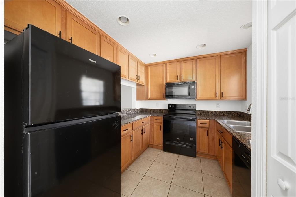 For Sale: $185,000 (2 beds, 2 baths, 1496 Square Feet)