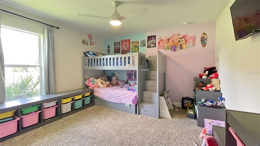 For Rent: $3,550 (4 beds, 3 baths, 2192 Square Feet)