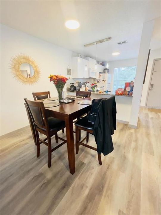 В аренду: $1,399 (1 спален, 1 ванн, 680 Квадратных фут)