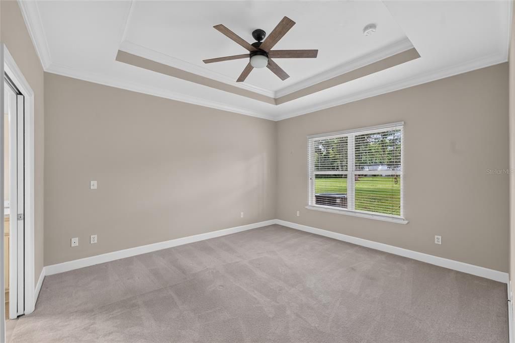 For Sale: $265,000 (2 beds, 2 baths, 1376 Square Feet)