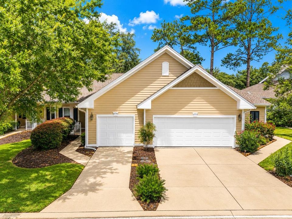 For Sale: $265,000 (2 beds, 2 baths, 1376 Square Feet)