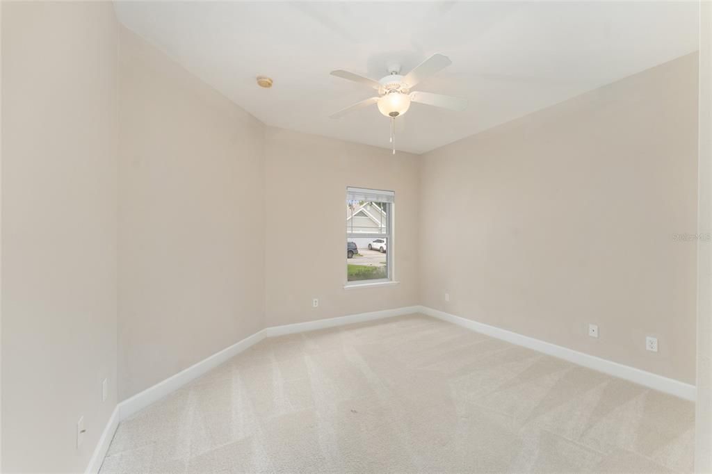 For Sale: $265,000 (2 beds, 2 baths, 1376 Square Feet)