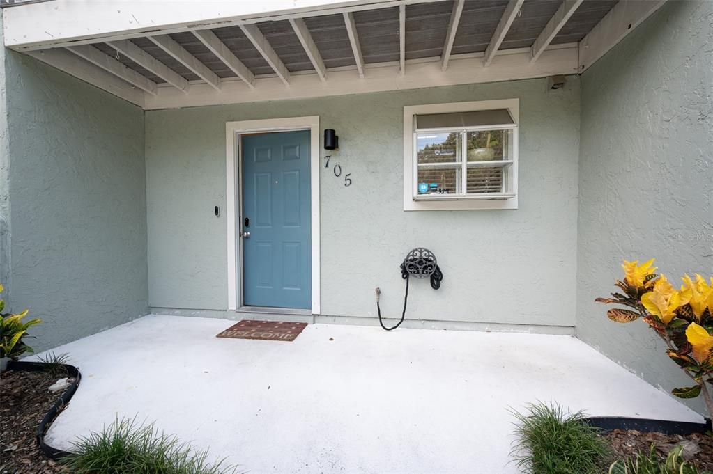 For Rent: $1,600 (2 beds, 2 baths, 1168 Square Feet)