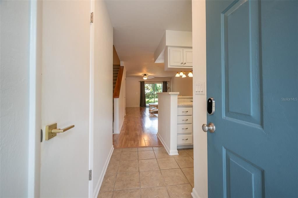 For Rent: $1,600 (2 beds, 2 baths, 1168 Square Feet)