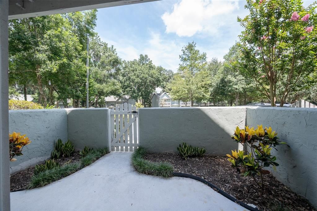 For Rent: $1,600 (2 beds, 2 baths, 1168 Square Feet)
