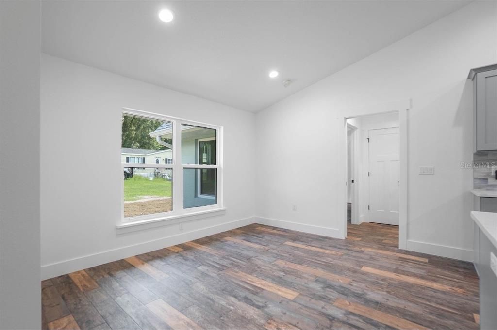 For Sale: $940,000 (3 beds, 2 baths, 1817 Square Feet)