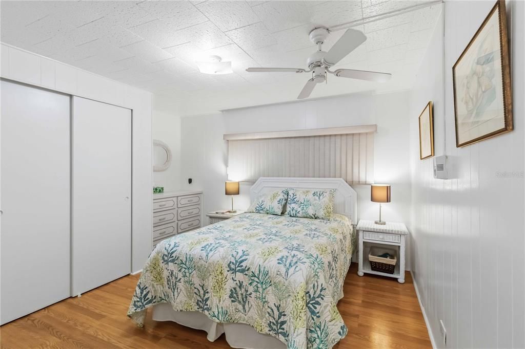 For Sale: $154,000 (2 beds, 2 baths, 1222 Square Feet)