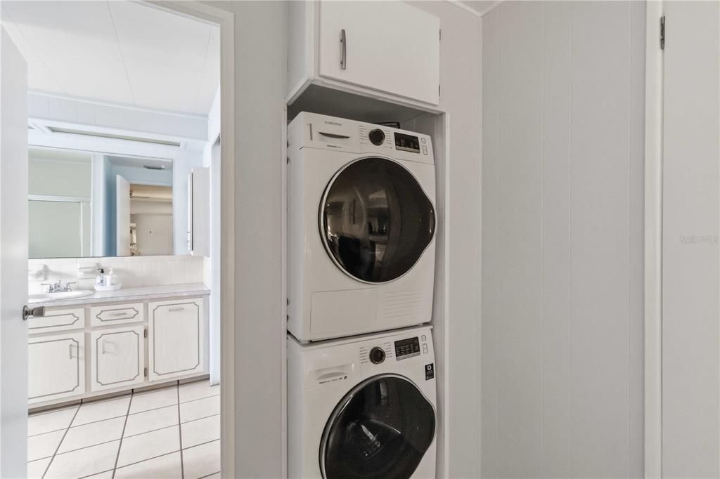 For Sale: $154,000 (2 beds, 2 baths, 1222 Square Feet)