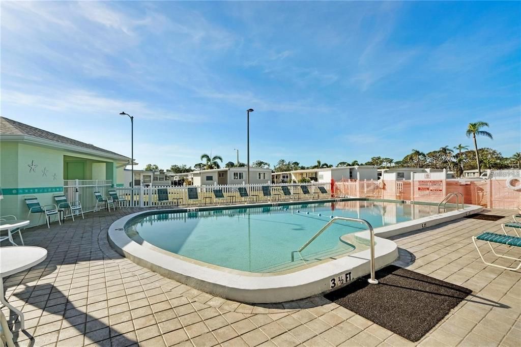 For Sale: $154,000 (2 beds, 2 baths, 1222 Square Feet)
