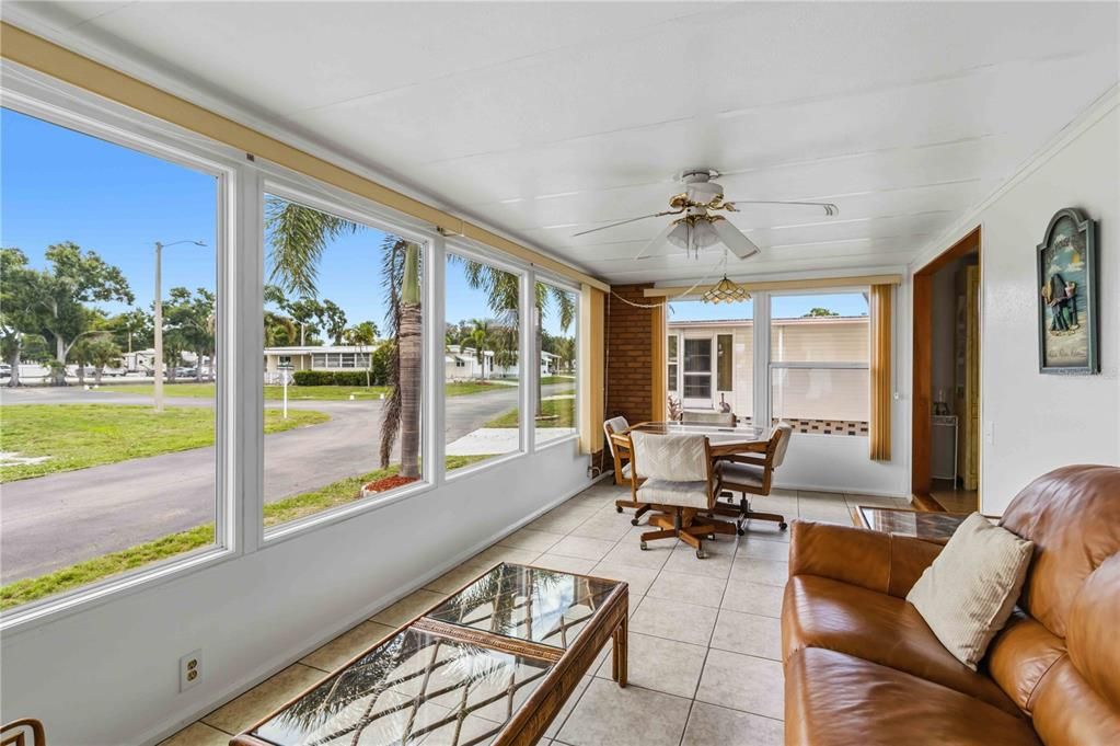 For Sale: $154,000 (2 beds, 2 baths, 1222 Square Feet)