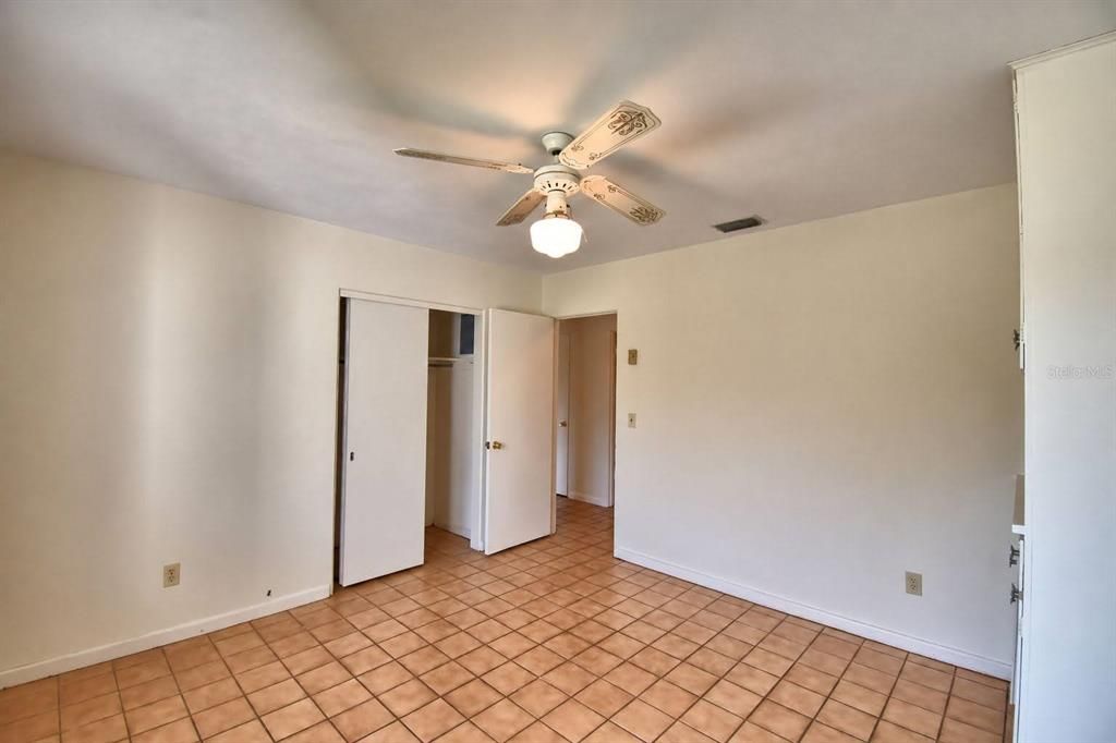 For Sale: $379,900 (3 beds, 2 baths, 1890 Square Feet)