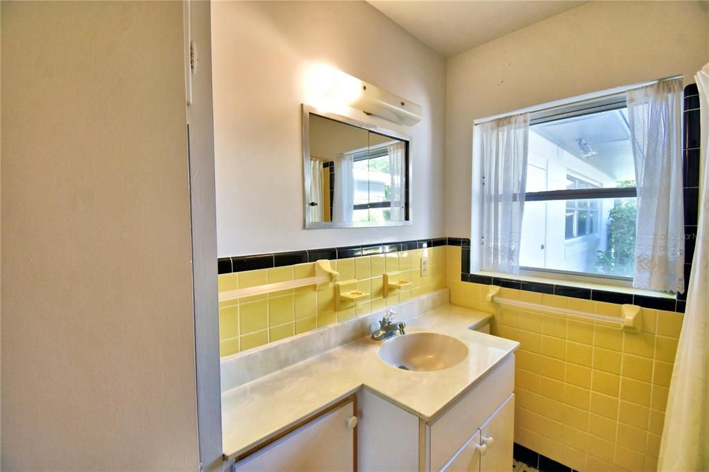 For Sale: $379,900 (3 beds, 2 baths, 1890 Square Feet)