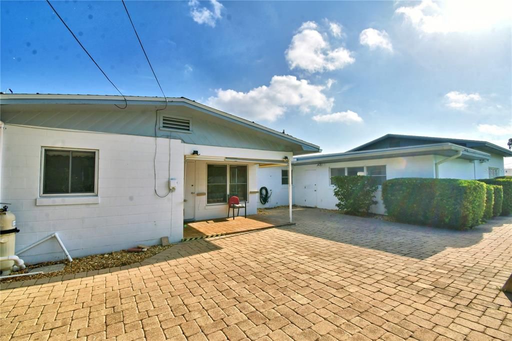 For Sale: $379,900 (3 beds, 2 baths, 1890 Square Feet)