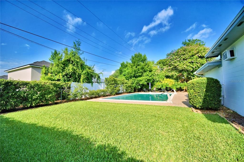 For Sale: $379,900 (3 beds, 2 baths, 1890 Square Feet)