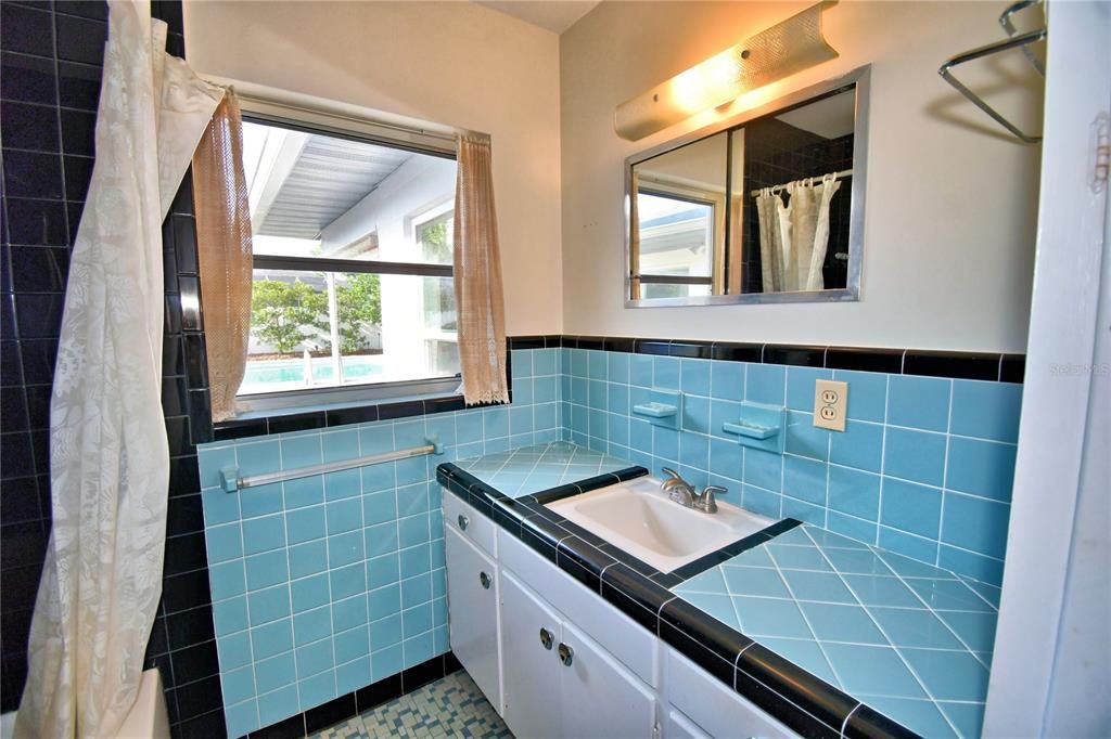 For Sale: $379,900 (3 beds, 2 baths, 1890 Square Feet)