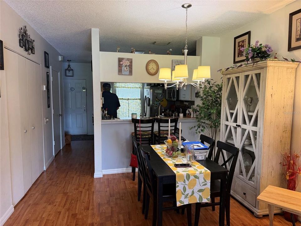 En Renta: $1,995 (2 camas, 2 baños, 1184 Pies cuadrados)