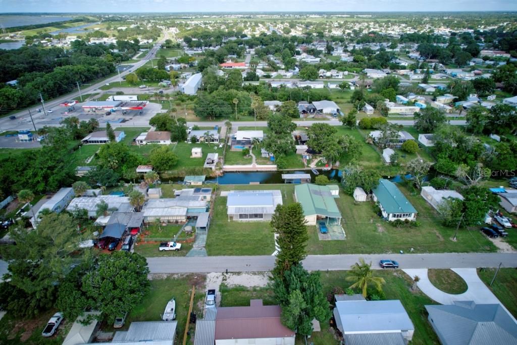 For Sale: $219,500 (2 beds, 2 baths, 1144 Square Feet)