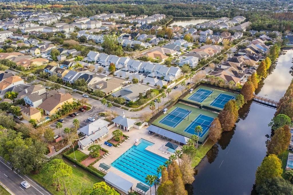 Под контрактом: $789,000 (3 спален, 2 ванн, 2309 Квадратных фут)
