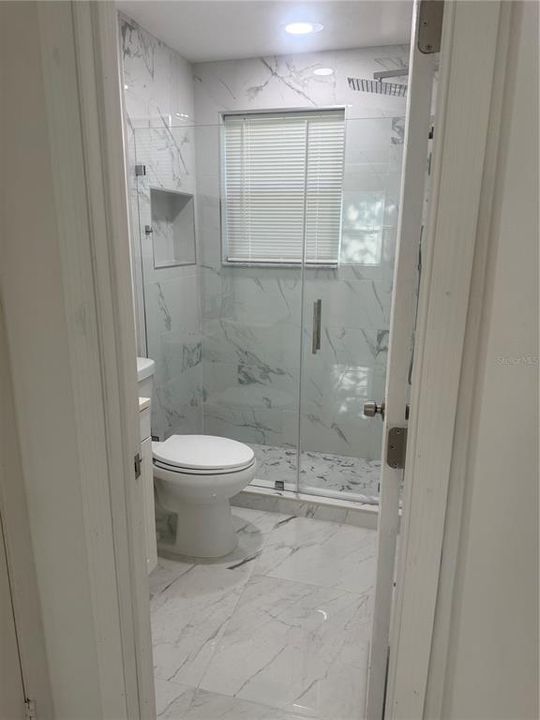 For Sale: $319,000 (3 beds, 2 baths, 1145 Square Feet)