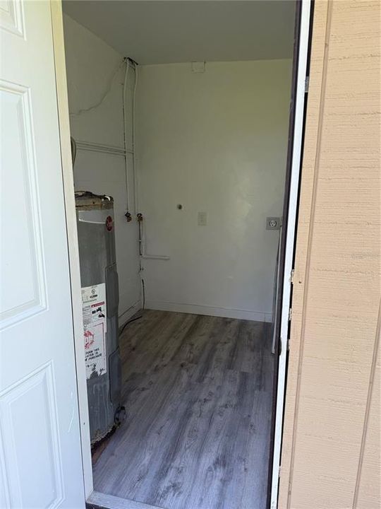 For Sale: $319,000 (3 beds, 2 baths, 1145 Square Feet)