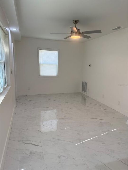 For Sale: $319,000 (3 beds, 2 baths, 1145 Square Feet)
