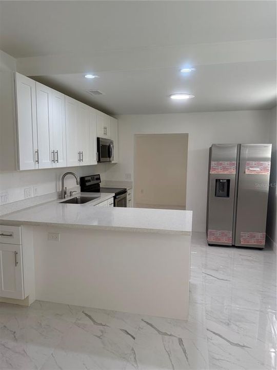 For Sale: $319,000 (3 beds, 2 baths, 1145 Square Feet)