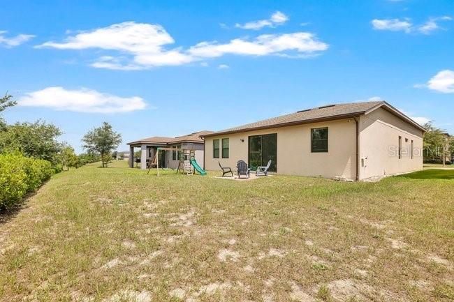 En Venta: $350,000 (4 camas, 2 baños, 1723 Pies cuadrados)