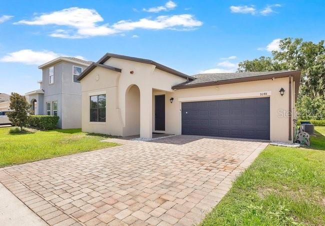 En Venta: $350,000 (4 camas, 2 baños, 1723 Pies cuadrados)