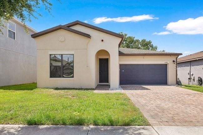 En Venta: $350,000 (4 camas, 2 baños, 1723 Pies cuadrados)