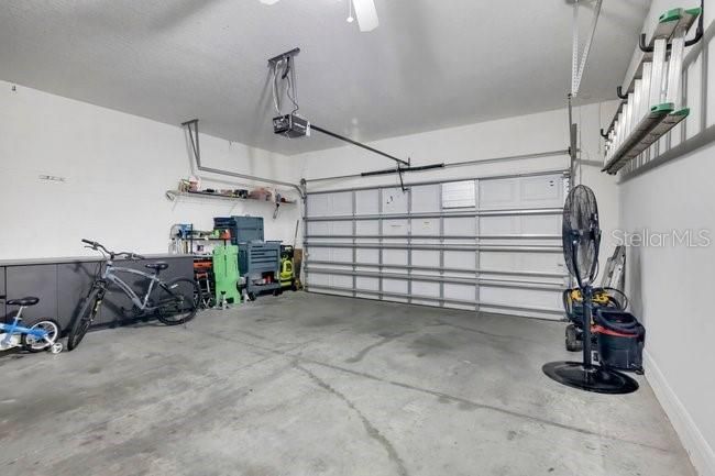 En Venta: $350,000 (4 camas, 2 baños, 1723 Pies cuadrados)