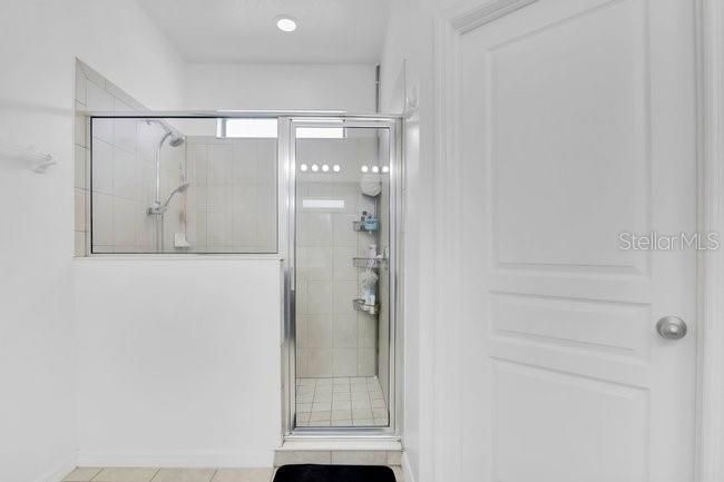 En Venta: $350,000 (4 camas, 2 baños, 1723 Pies cuadrados)