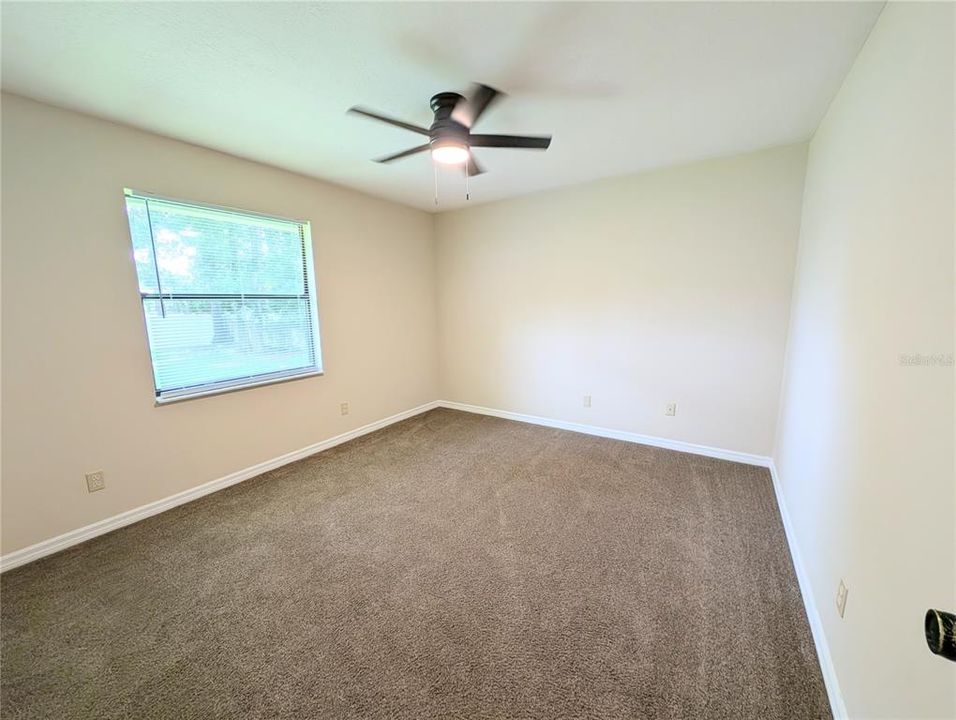 En Venta: $245,900 (3 camas, 2 baños, 1284 Pies cuadrados)