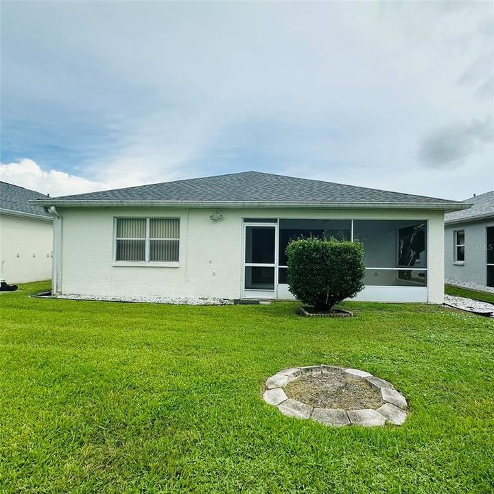 For Sale: $199,900 (2 beds, 2 baths, 1449 Square Feet)