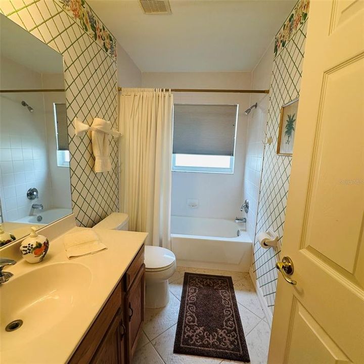 For Sale: $199,900 (2 beds, 2 baths, 1449 Square Feet)