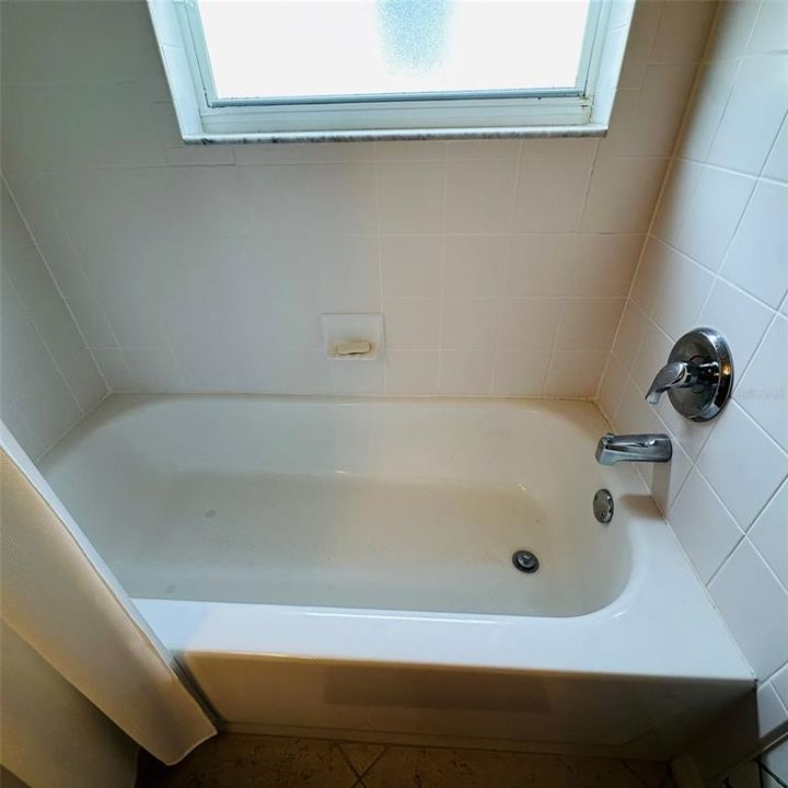 For Sale: $199,900 (2 beds, 2 baths, 1449 Square Feet)