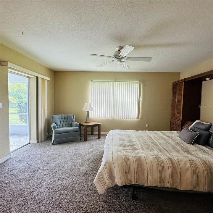 For Sale: $199,900 (2 beds, 2 baths, 1449 Square Feet)