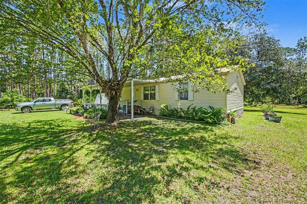 Activo con contrato: $185,000 (3 camas, 2 baños, 1272 Pies cuadrados)