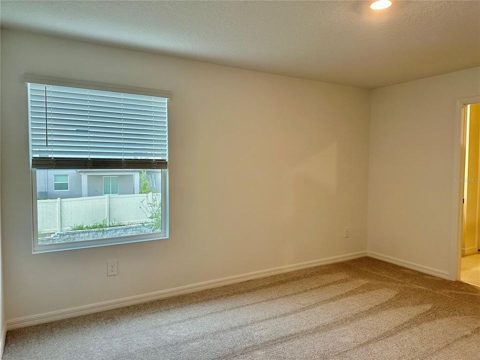 В аренду: $2,800 (5 спален, 2 ванн, 2112 Квадратных фут)